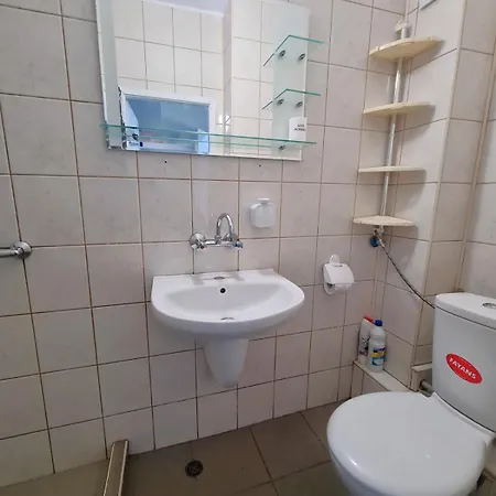 матео едностаен окръжна болница فارنا